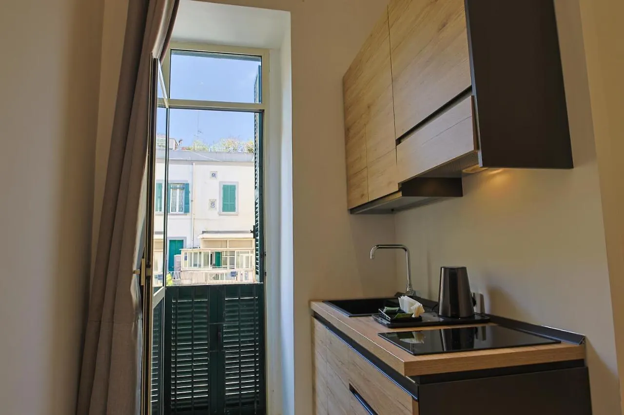 Edera Residence Naples 0*,  Italy